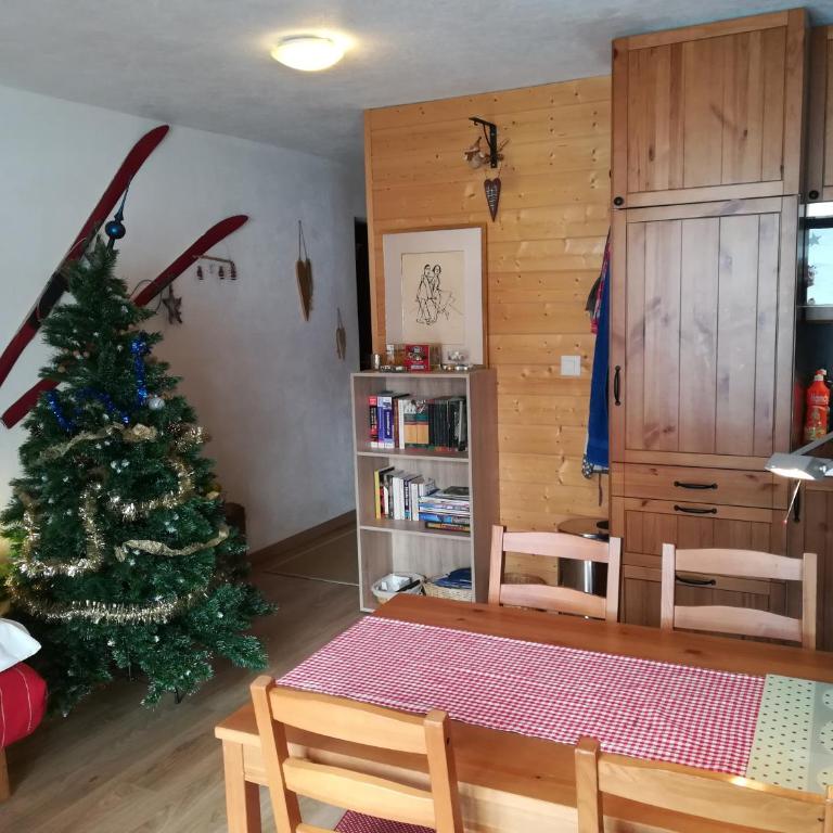 Romantic Chalet-Style Flat with Mountain View - Apartment mit Blick auf die Berge - 22