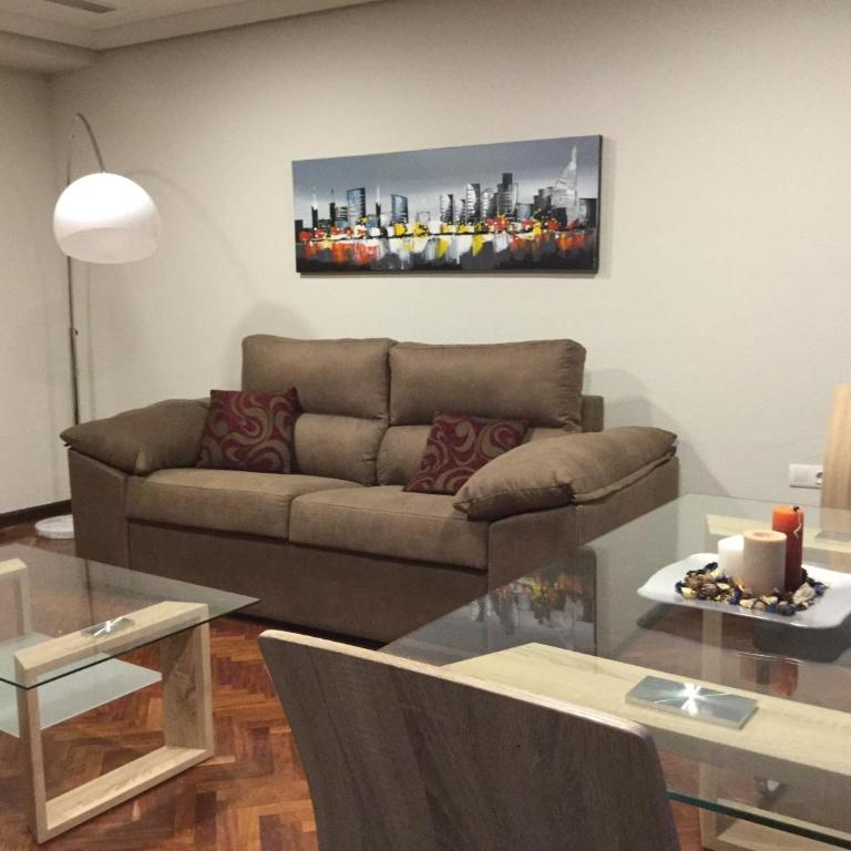 Apartamentos Azafranal-PARKING GRATIS- - Apartamento Deluxe - 1