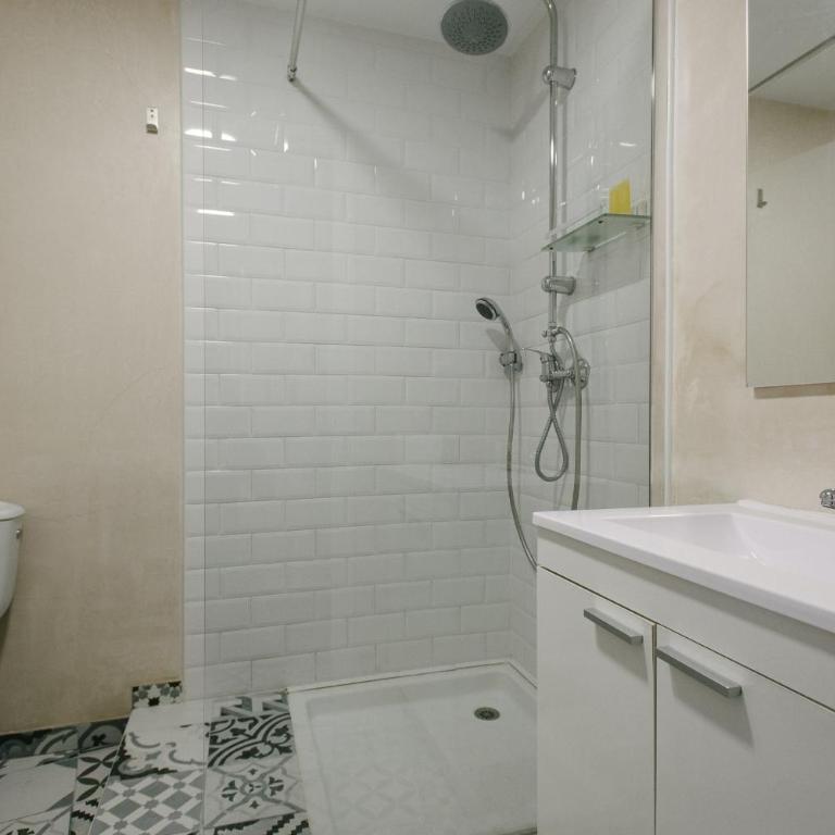 Boutike Guesthouse - Habitación Doble con balcón - 10