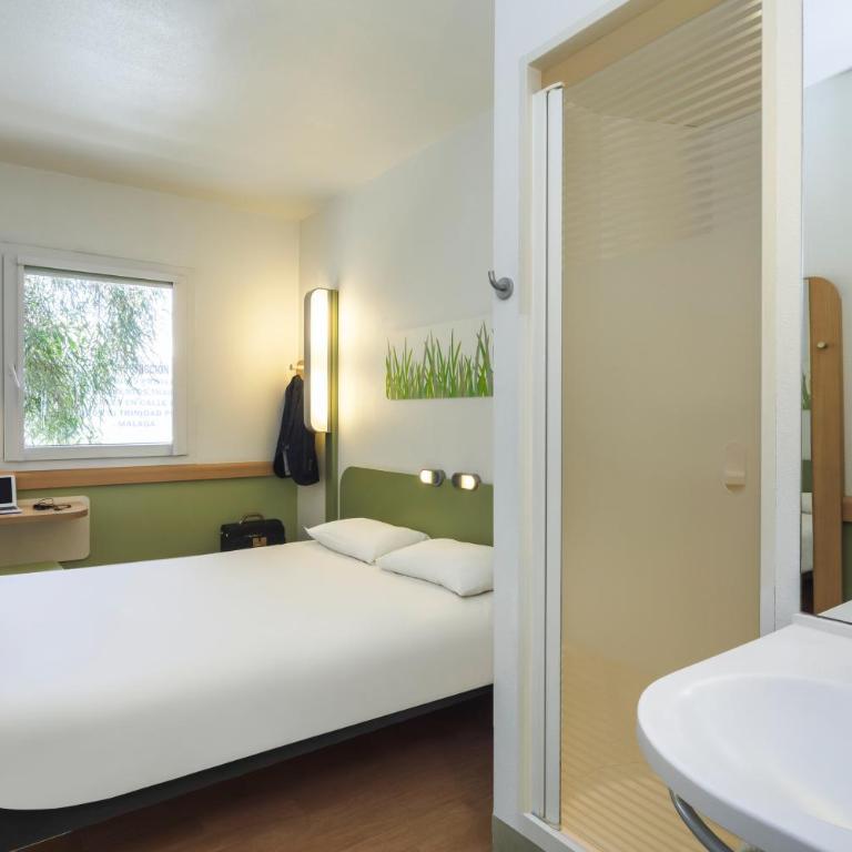 Ibis Budget Málaga Centro - Habitación Doble Estándar - 6