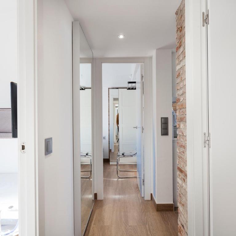 AB Paral·lel Spacious Apartments - Apartment with Terrace - 29