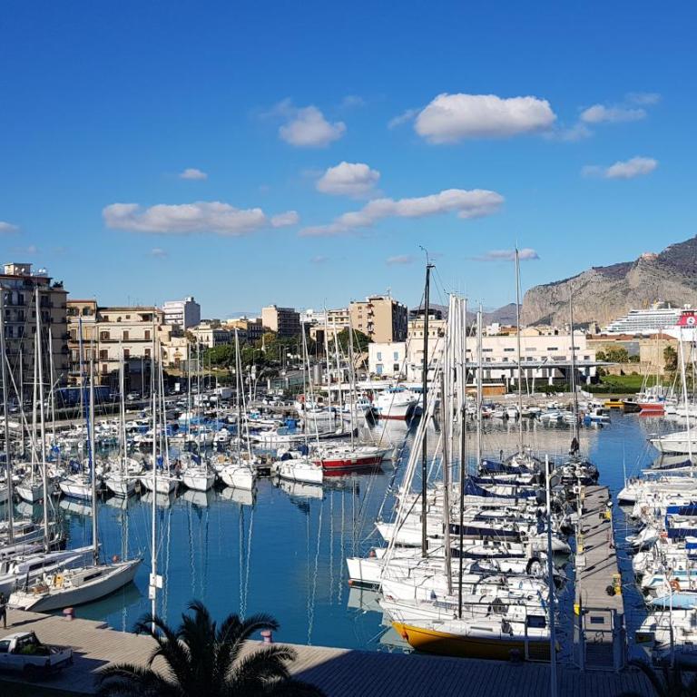 Ci'Cala House - Appartamento con Balcone e Vista Mare - 21