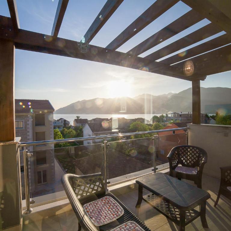 Sea Point II Apart hotel Tivat - Apartment with Sea View - 12