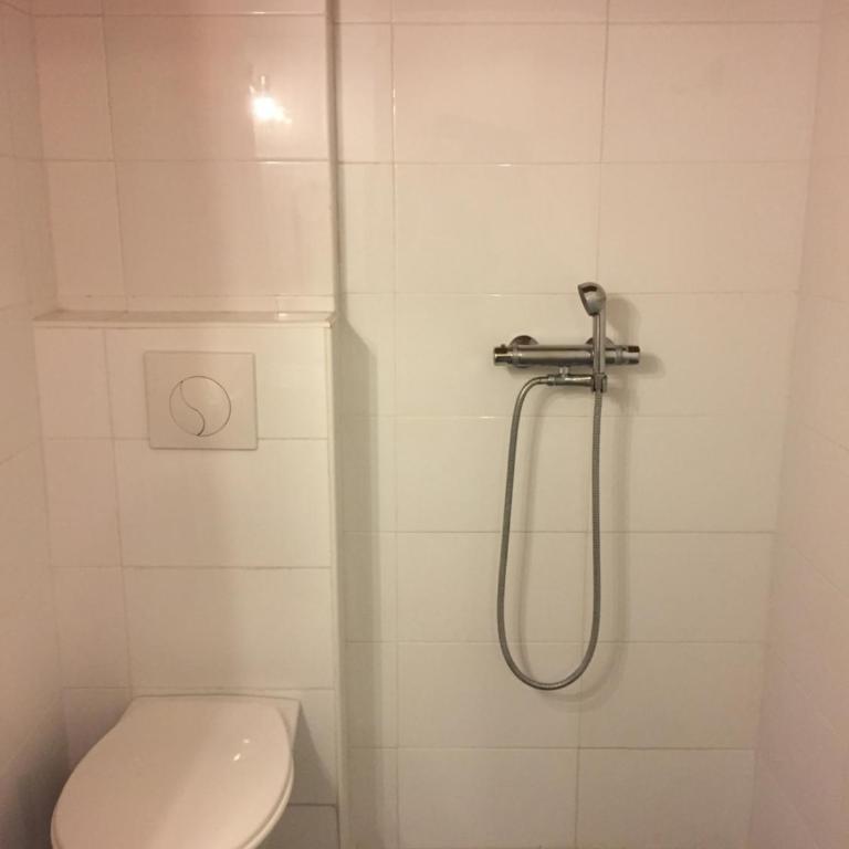 Appartement Mimosa, climatisation, tram 2, parking - Apartment mit 1 Schlafzimmer - 23