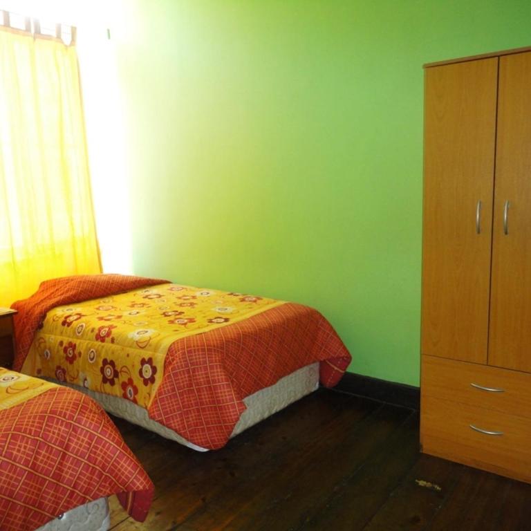 Hotel Garden - Habitación Triple con baño compartido - 14