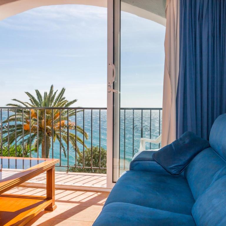 Tuhillo Parador Nerja - Apartamento con vistas al mar - 3