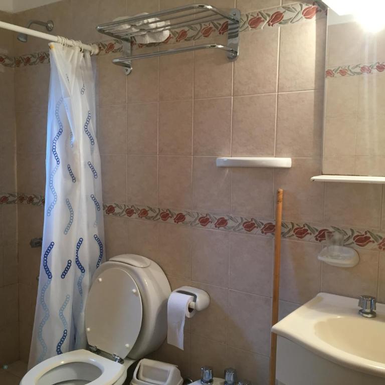 Alpina Hostería - Standard Quadruple Room - 1