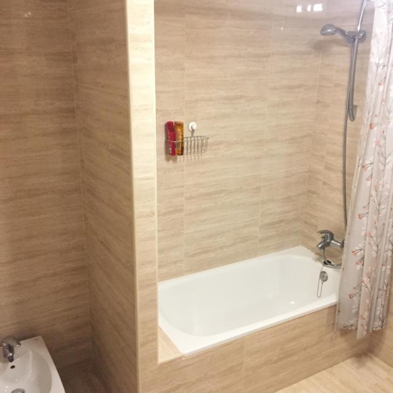 Elise Sun Beach - Three-Bedroom Apartment - 18