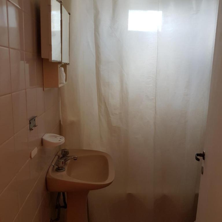 HOTEL Residencial Costa Azul - Habitación Triple con baño privado - 2