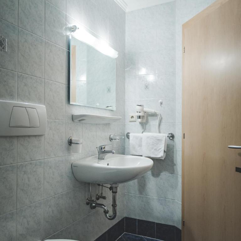 Garni Appartement Alpenresidence - Apartamento con vistas a las montañas - 12