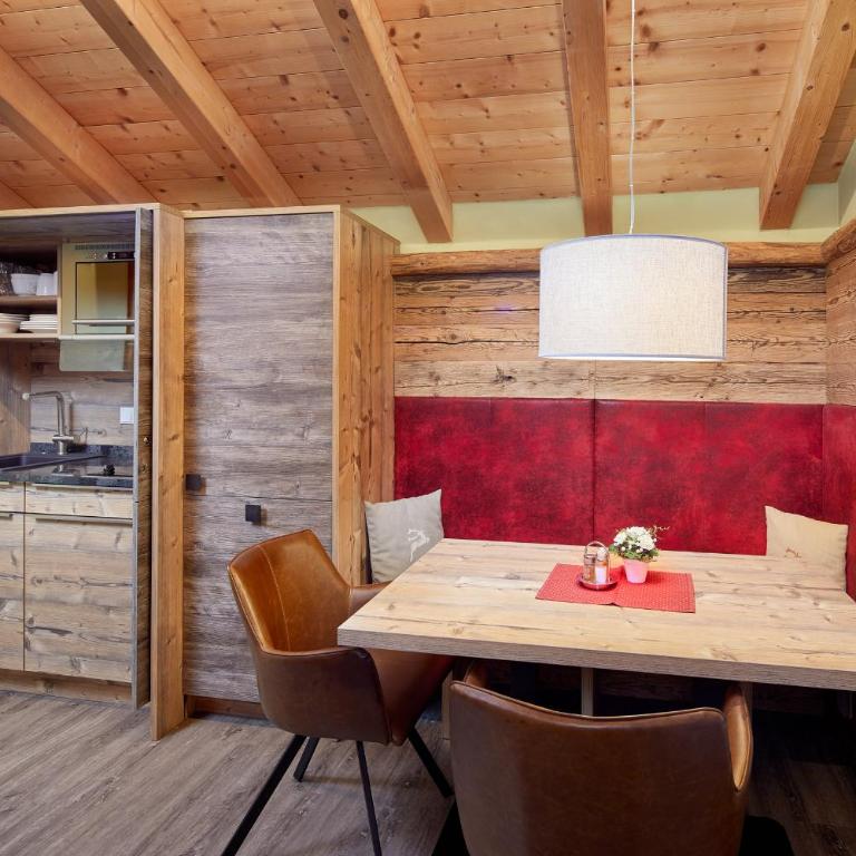 Dorfkrug Kaprun inklusive Summercard and in winter Tauern Spa Kaprun - Klassisches Apartment mit 1 Schlafzimmer und Kingsize-Bett - 3