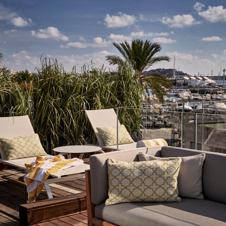 NH Collection Ibiza - Suite Ático con terraza - 16