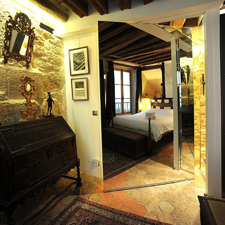 Beautiful apartment in historical Marais - Appartement 3 Chambres - 25