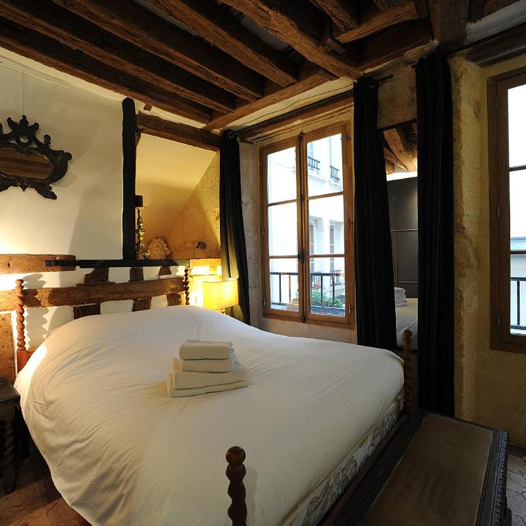 Beautiful apartment in historical Marais - Appartement 3 Chambres - 27
