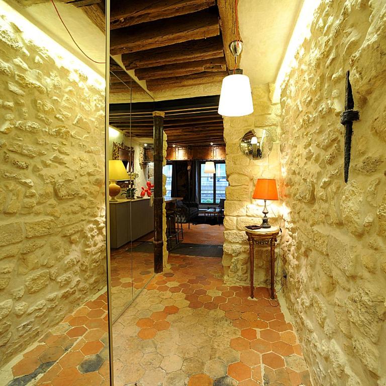 Beautiful apartment in historical Marais - Appartement 3 Chambres - 32