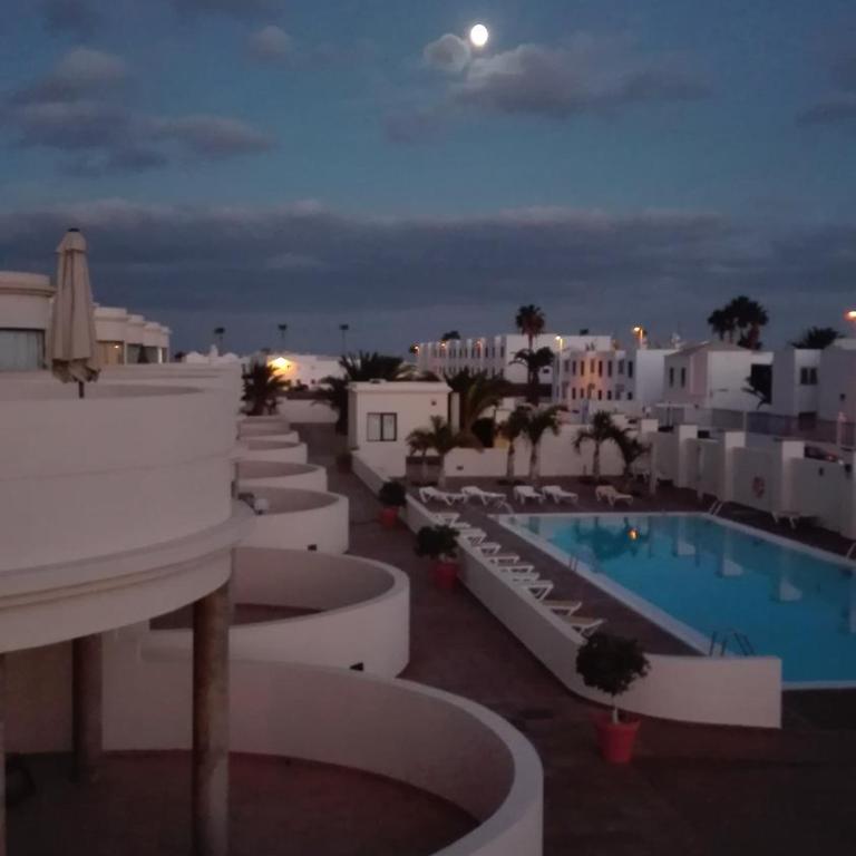 Riviera Park Apartamento 2A - Apartamento con vistas a la piscina - 1