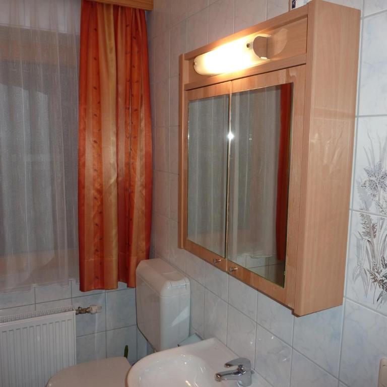 Pension Appartement Ambrosi - Einzelzimmer mit Balkon - 3
