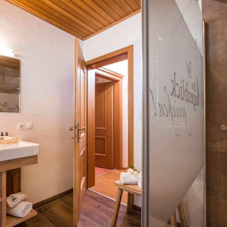 Landhaus Alpbach - Standard Apartment mit 2 Schlafzimmern - 24