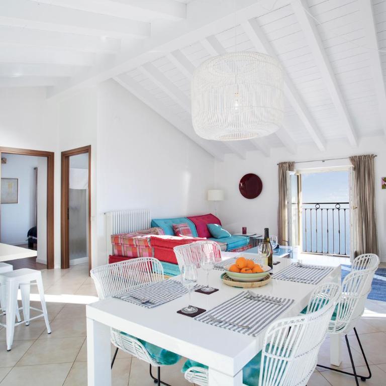 Belvedere Menaggio-4 Luxury homes-by Italian Apartments Casa Paradiso, Apartmento Belvedere, Woon Belvedere Apartment Penthouse, VH apartment Bella Vista - Apartment mit Seeblick - 5