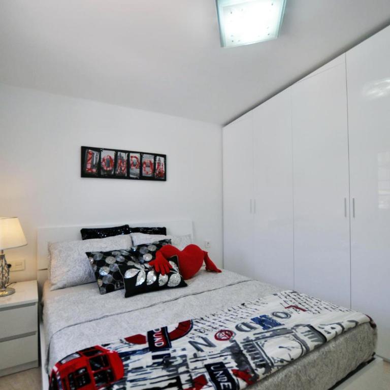 Nice townhouse on the 1st line by AltamarHomes - Bungalow de 4 dormitorios - 50