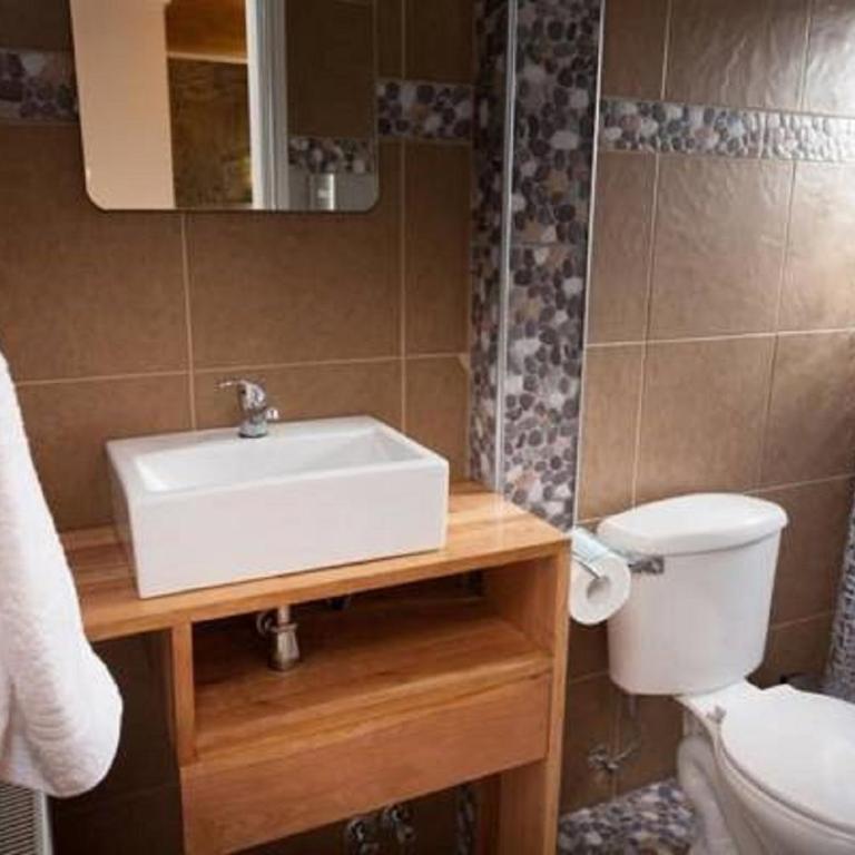 Innata Casa Hostal - Habitación Doble con baño privado - 2 camas - 6