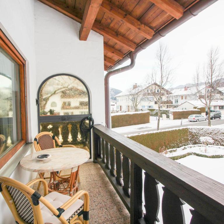 Apartments- und Ferienhaus Anton - Two-Bedroom Apartment - 24