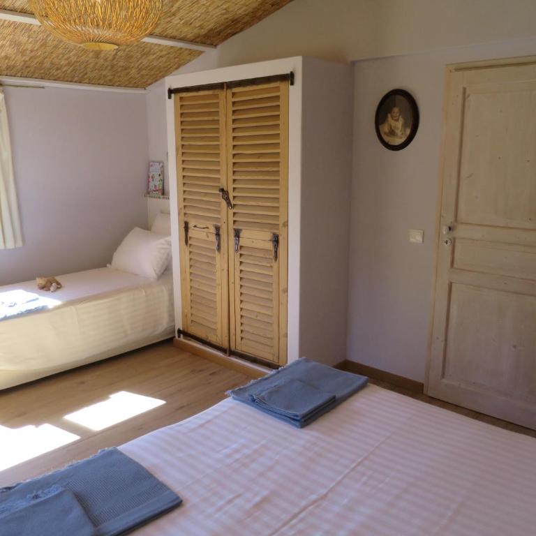 Les Figaires - Maison de Vacances - 17