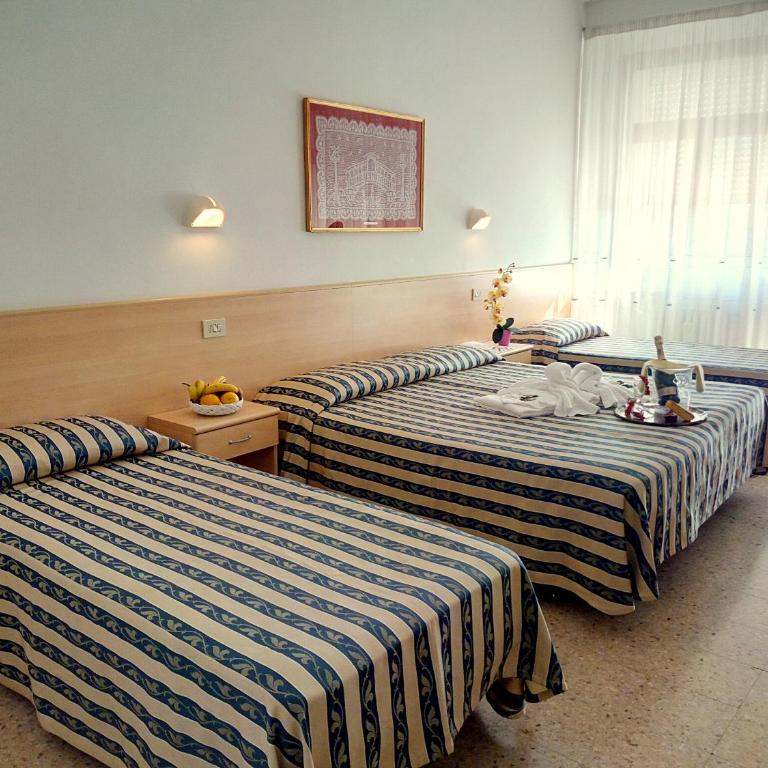 Centro Vacanze Opera Nascimbeni - Camera Quadrupla Classic - 2