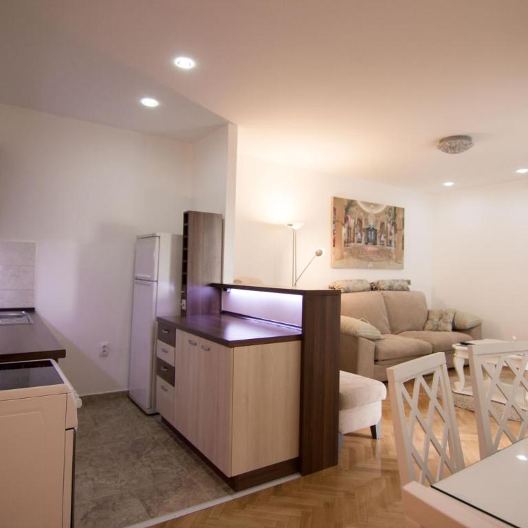 Apartments near St. Sava Temple - Apartman sa 2 Spavaće Sobe - 15