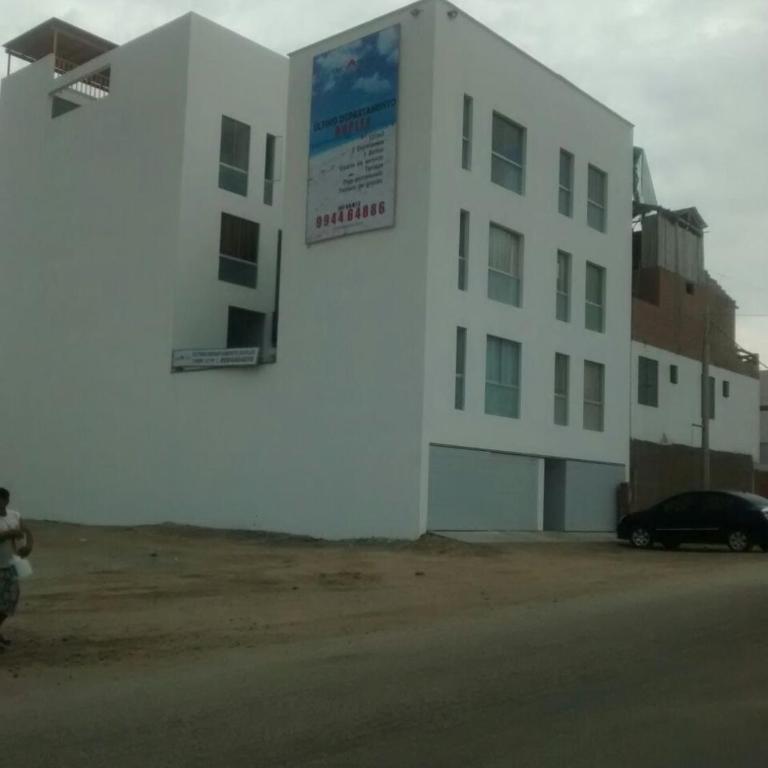 Departamentos Playa San Bartolo - Three-Bedroom Apartment with Pool - 2