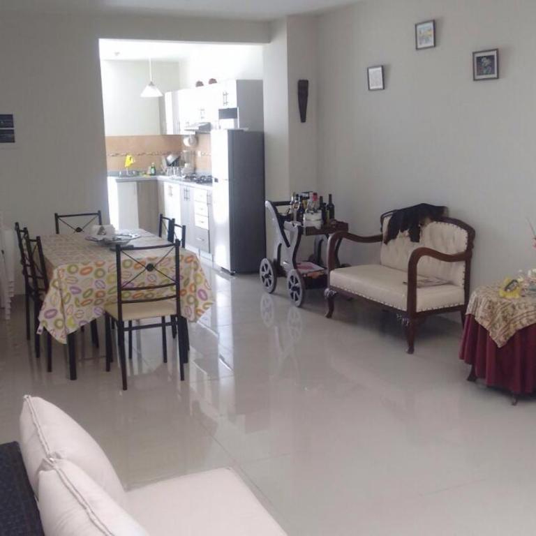Departamentos Playa San Bartolo - Three-Bedroom Apartment with Pool - 15