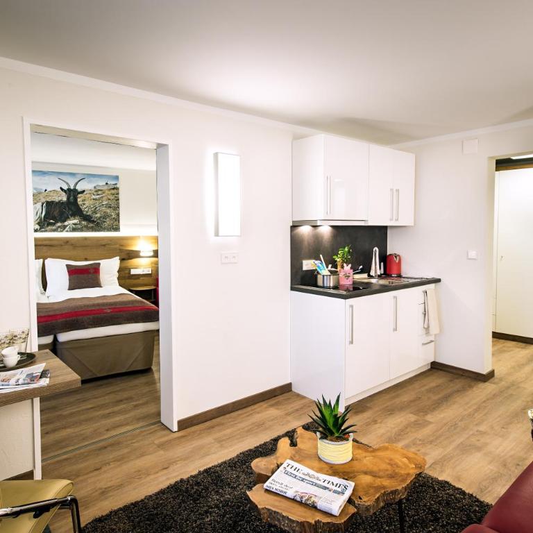 Apartments Butterfly Zermatt - Apartment mit 1 Schlafzimmer und Balkon - 1