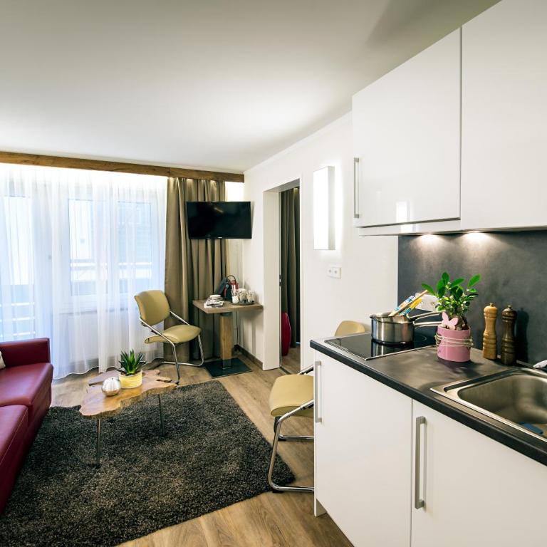 Apartments Butterfly Zermatt - Apartment mit 1 Schlafzimmer und Balkon - 4
