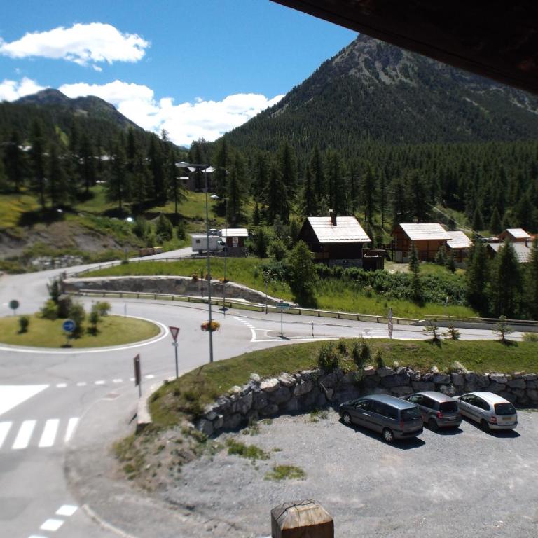 Appartement Montgenevre pied de pistes - Apartment mit Blick auf die Berge - 1