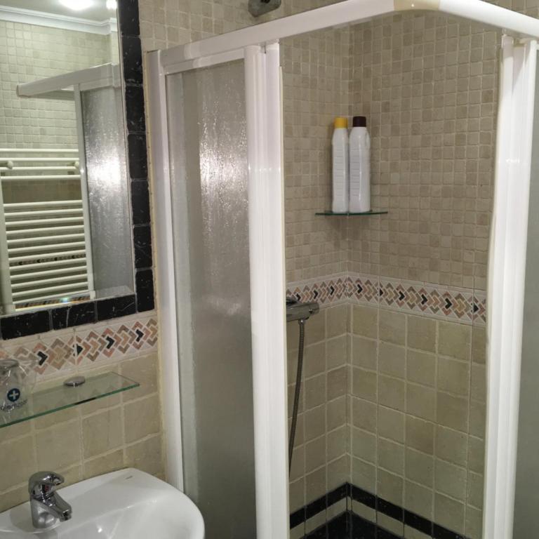Pensión La Redonda - Habitación Doble con baño privado - 1
