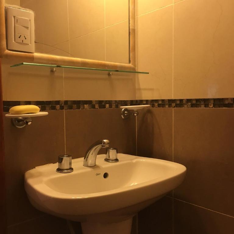 Hotel Maracas - Economy Twin Room - 12