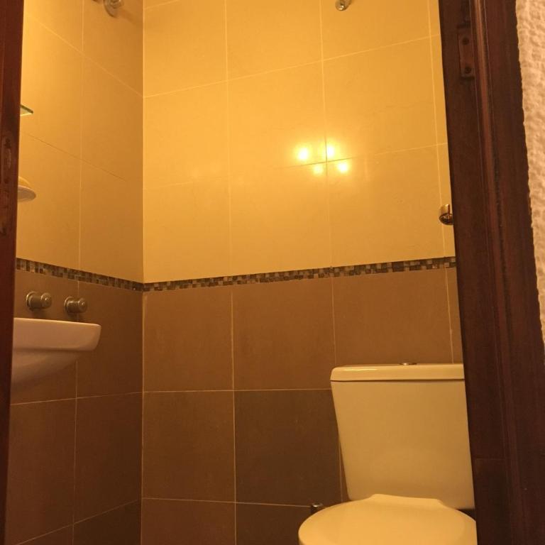 Hotel Maracas - Economy Twin Room - 11