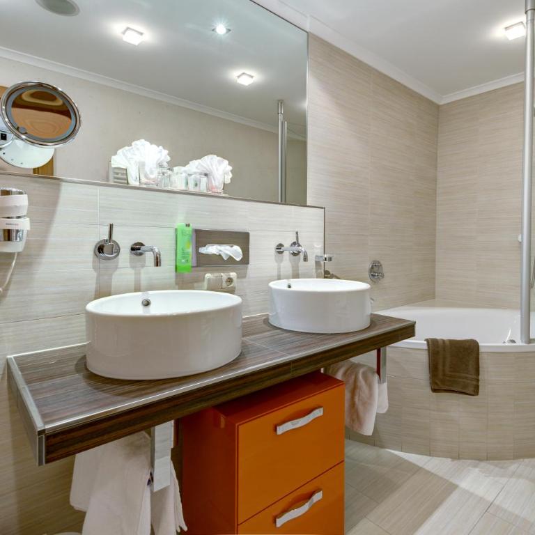 Hotel Kendler - Standard Doppelzimmer ohne Balkon - 3