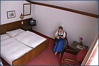 Pension Bergfried - Doppelzimmer mit Balkon - 5