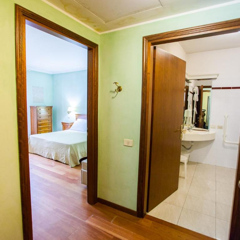 Hotel Diana - Camera Comfort Matrimoniale/Doppia con Letti Singoli - 5