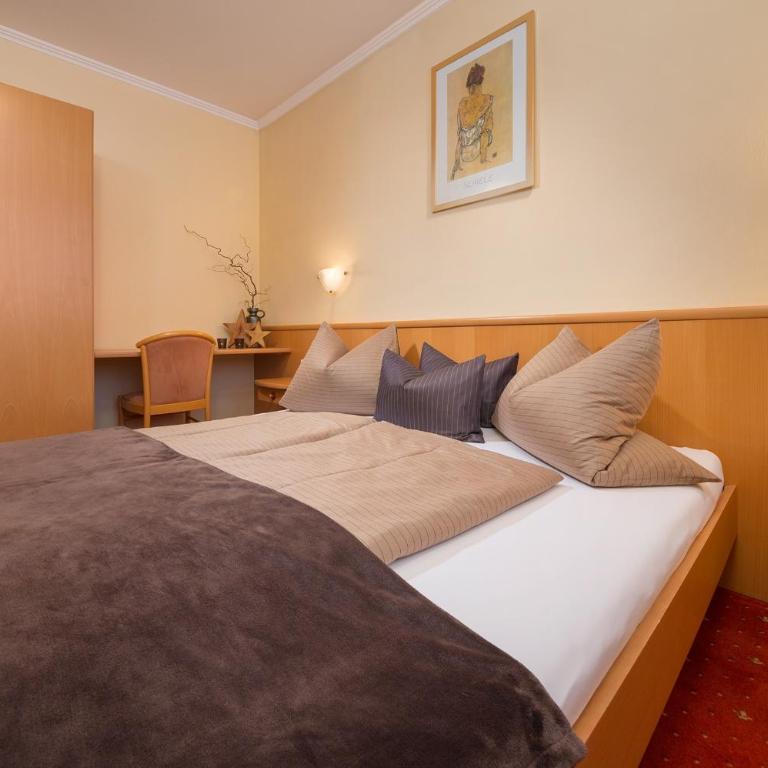 Rainer's Appartements - Apartment mit 2 Schlafzimmern und Terrasse - 14