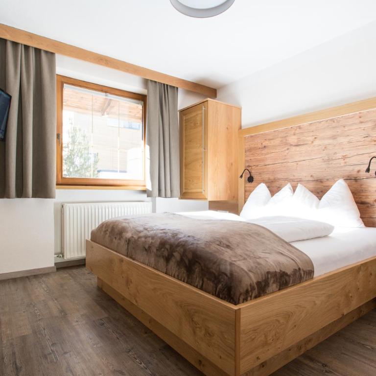 NATURLODGE Ladis - Nature Lodges with Mountain Views - Apartment mit 1 Schlafzimmer und Balkon - 6