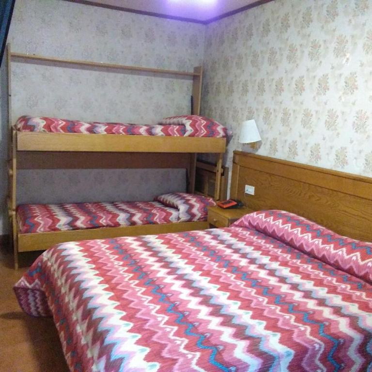Hotel Sporting - Habitación Familiar (2 adultos + 2 niños) - Edificio independiente - 5