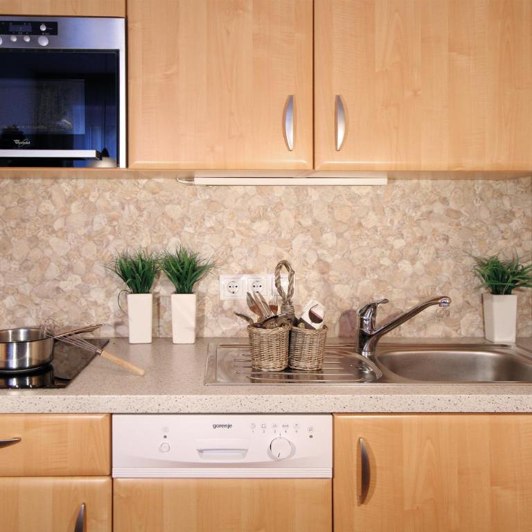 Holzmannhof - Two-Bedroom Apartment - 4