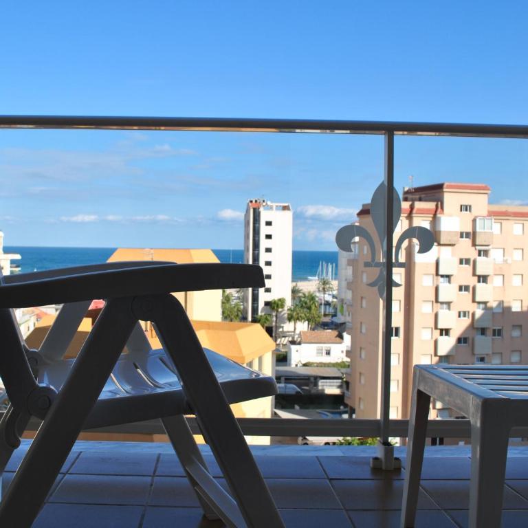 Hotel Biarritz - Habitación Doble Superior con terraza (2 adultos + 1 niño) - 2 camas - 9