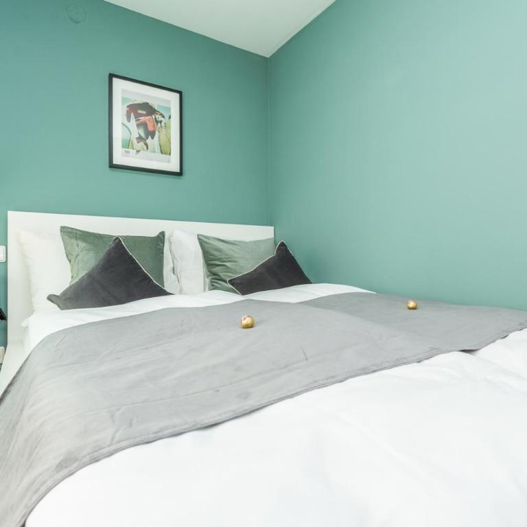 Room 4 & 5 Apartments - Apartment - 4