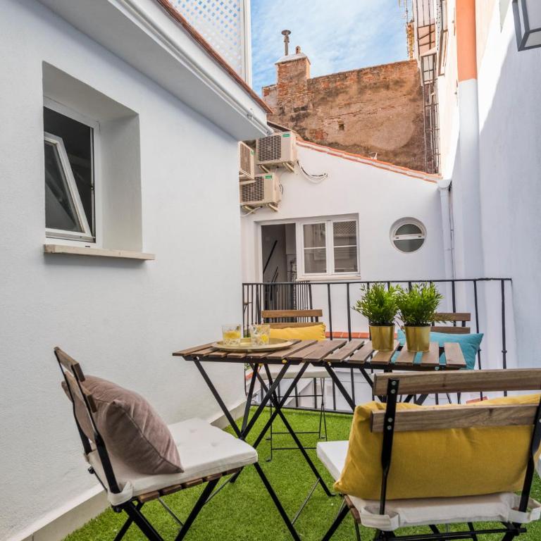 Genteel Home Trinidad Grund - Estudio con terraza - 1