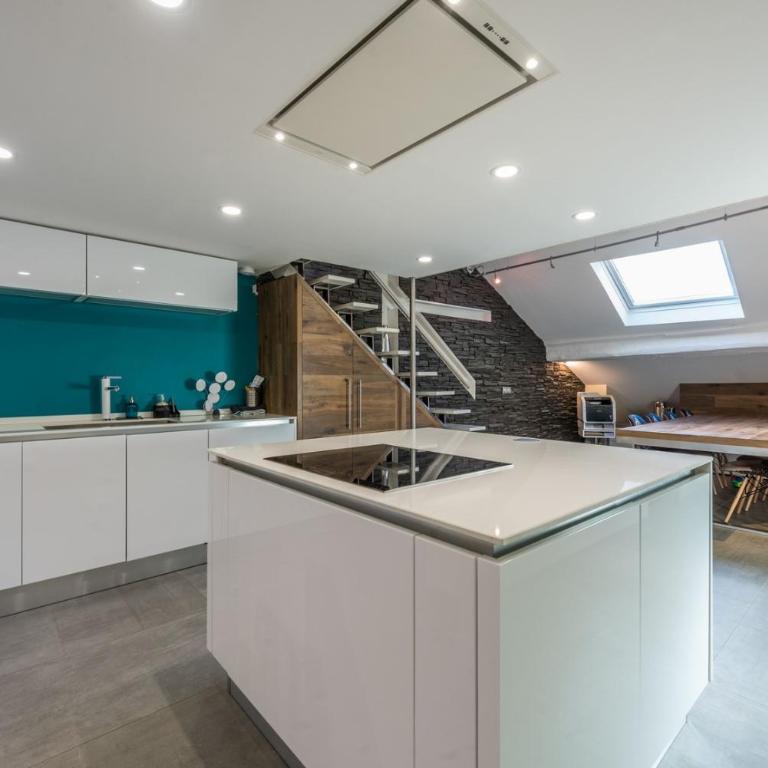 Le Cocon De Notre Dame - Four-Bedroom Loft Apartment with Sauna - 11