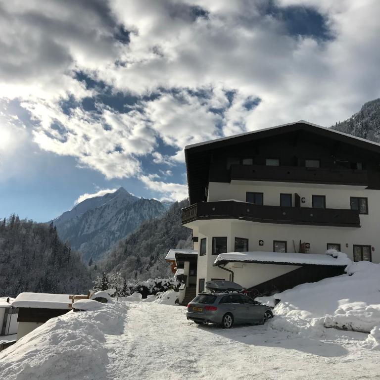Apartment WILKY in Kaprun - Apartment mit Bergblick und eigenem Eingang - 13