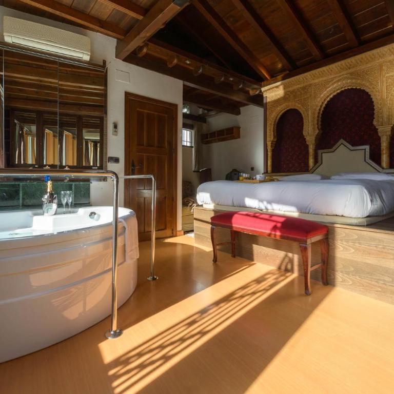 Casa del Beso - Three-Bedroom Vacation Home - 16